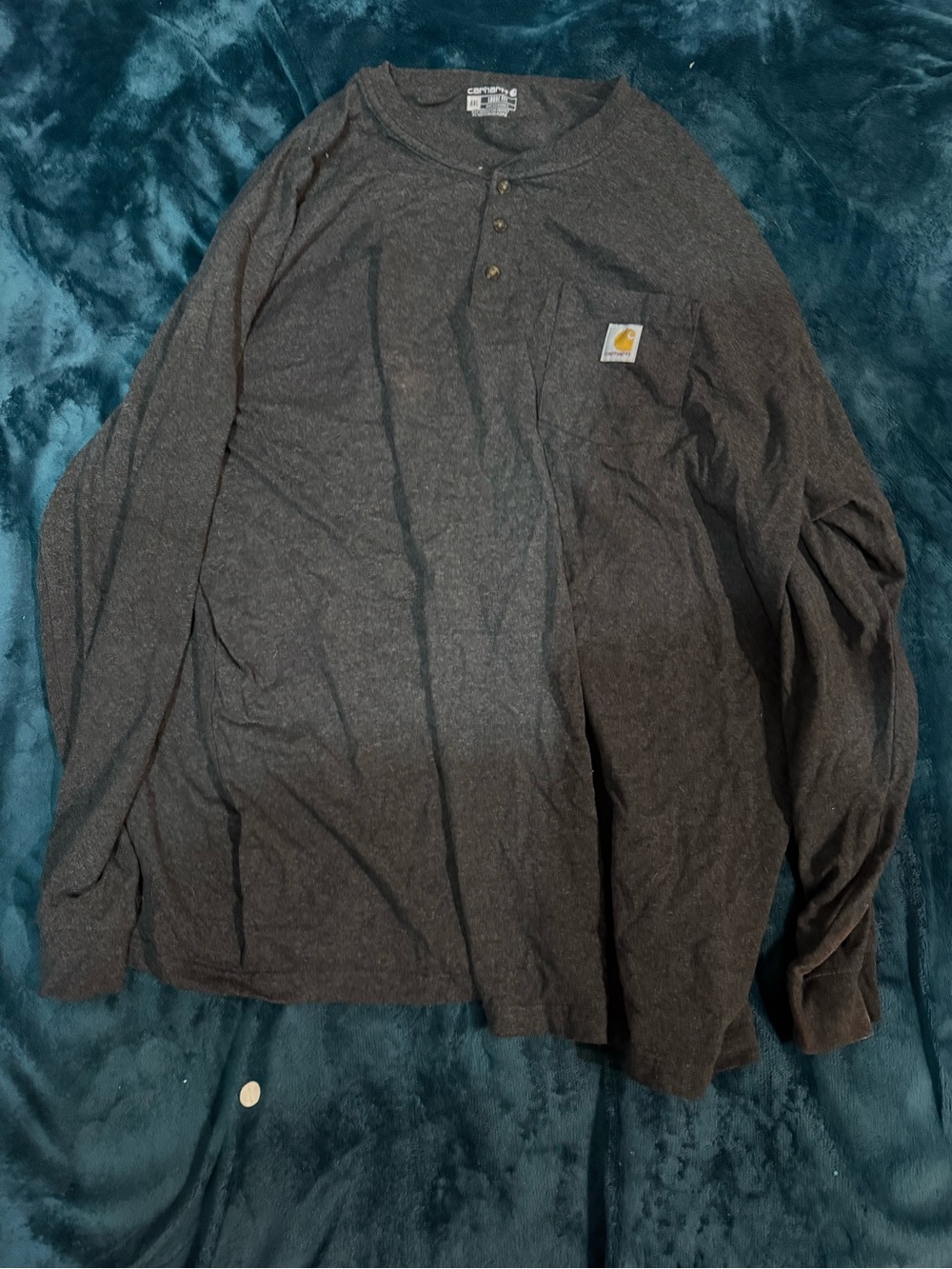 Carhartt Men's Long Sleeve Henley in Charcoal Heather